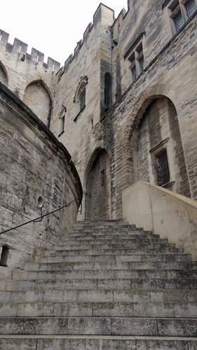Avignon steps
