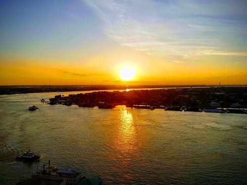 Sunrise over the Mississippi river